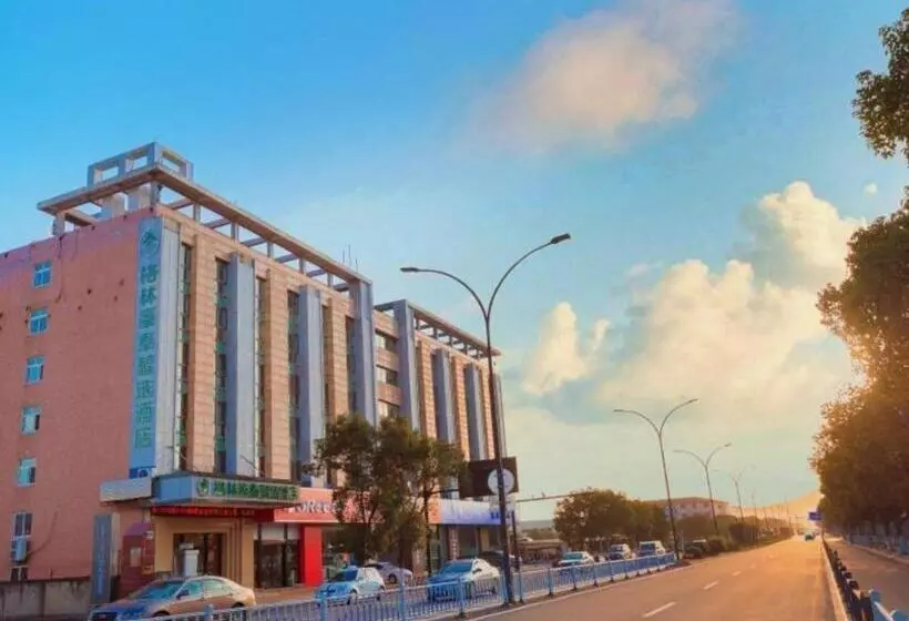 Hotelli Green Tree Inn Express Zhejiang Zhoushan Xincheng Zheda