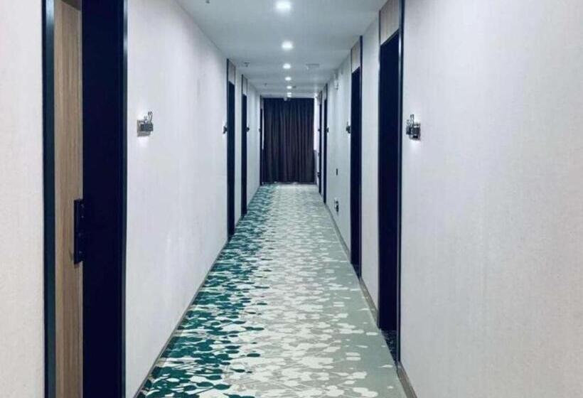 Hotel Greentree Inn Express Xuzhou Pizhou Tiefu Town Bus Station