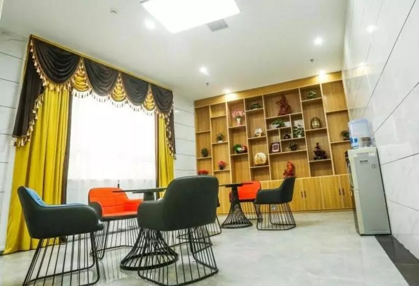 Hotelli Greentree Inn Express Xuzhou Pizhou Tiefu Town Bus Station