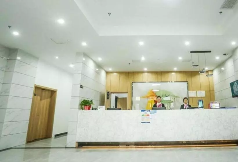Hotelli Greentree Inn Express Xuzhou Pizhou Tiefu Town Bus Station
