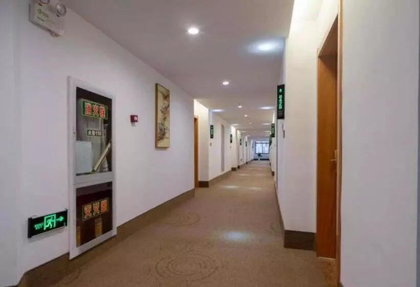 Hotelli Greentree Inn Jiangsu Yancheng High Tech Pioneer Park