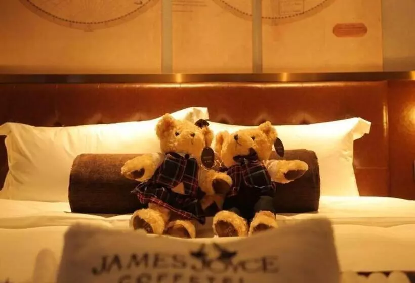 ホテル James Joyce Coffetel Qingdao Oriental Cinema Chaoyangshan Metro Station