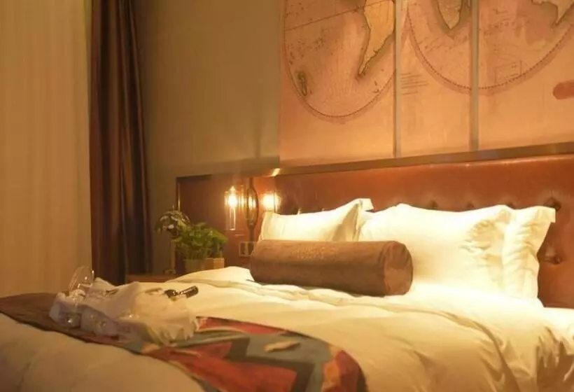 ホテル James Joyce Coffetel Qingdao Oriental Cinema Chaoyangshan Metro Station