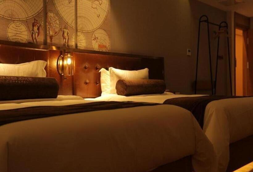 בית מלון כפרי James Joyce Coffetel Qingdao Oriental Cinema Chaoyangshan Metro Station