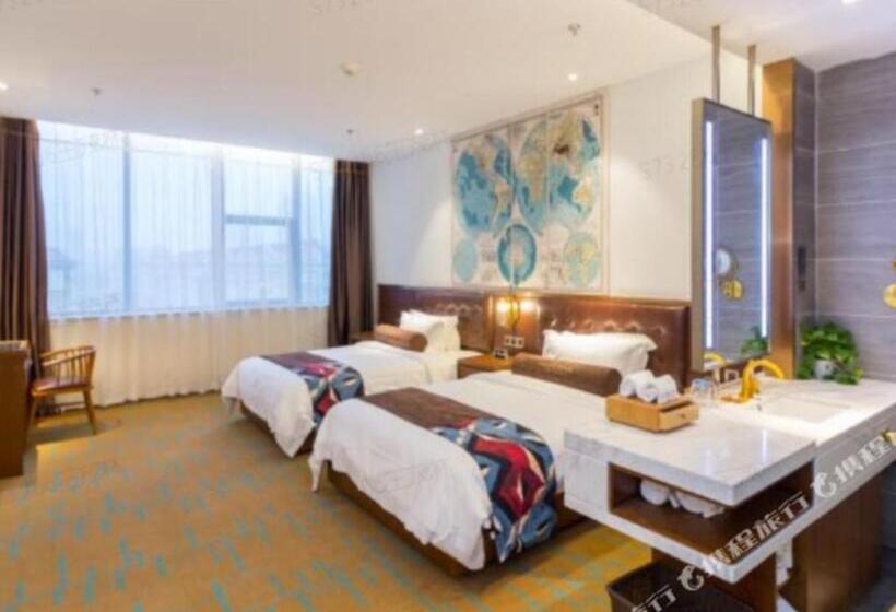 בית מלון כפרי James Joyce Coffetel Qingdao Oriental Cinema Chaoyangshan Metro Station