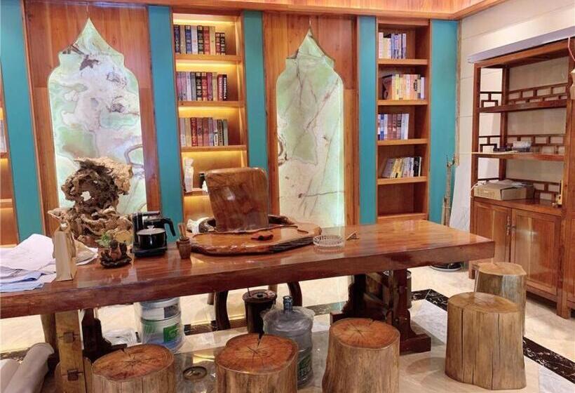 酒店 James Joyce Coffetel Xishuangbanna Gaozhuang Starlight Night Market