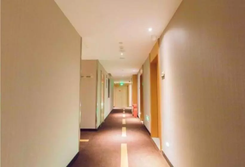 ホテル Jtour Inn Guigang Life Port High Speed Railway Station