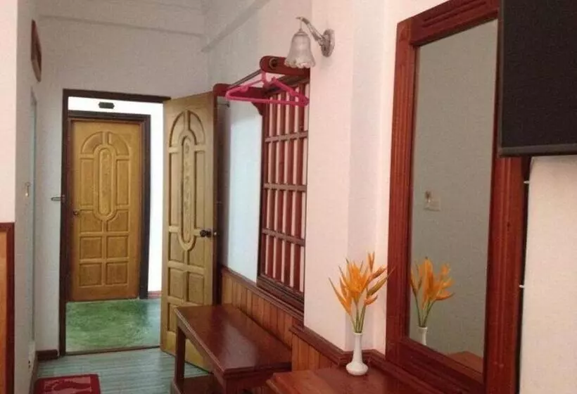 ホテル Mya See Sein