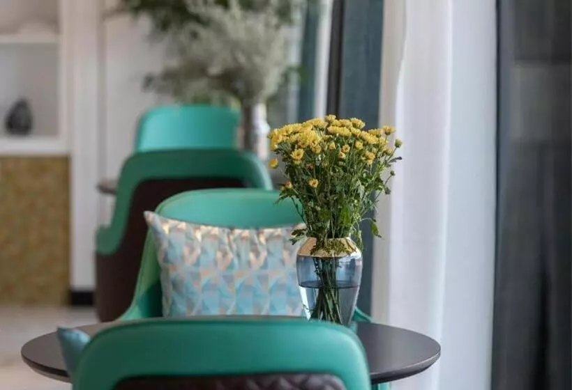 Hotelli Xana Deluxe Shangqiu Ancient Town