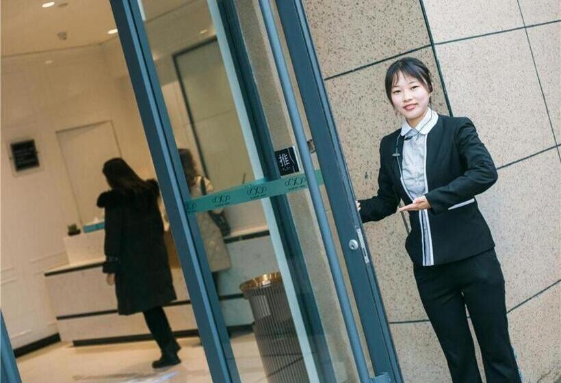 酒店 Xana Lite·west Luohe High Speed railway Station