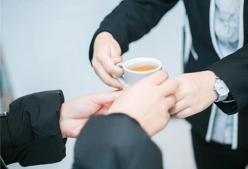 酒店 Xana Lite·west Luohe High Speed railway Station