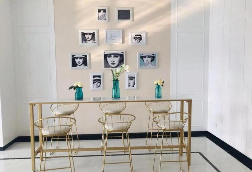 酒店 Xana Lite·west Luohe High Speed railway Station