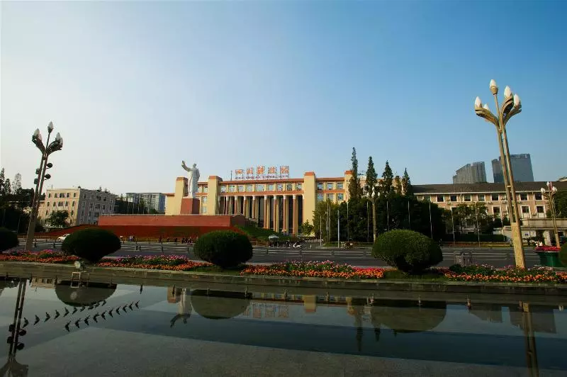 Pai Hotel·chengdu Jinsha Museum Metro Station