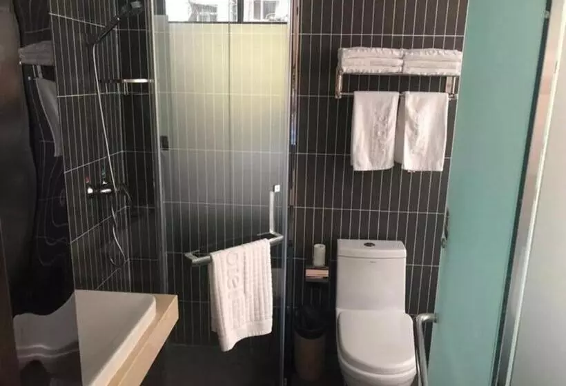 Thank Inn Hotel Anhui Chuzhou Fengyang County Bus Station