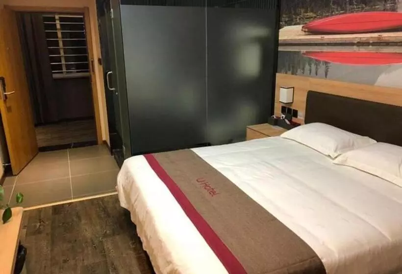 Thank Inn Hotel Anhui Chuzhou Fengyang County Bus Station