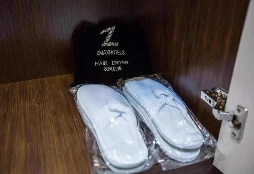Zmax Hotel·longhushan Xiaoyaocheng