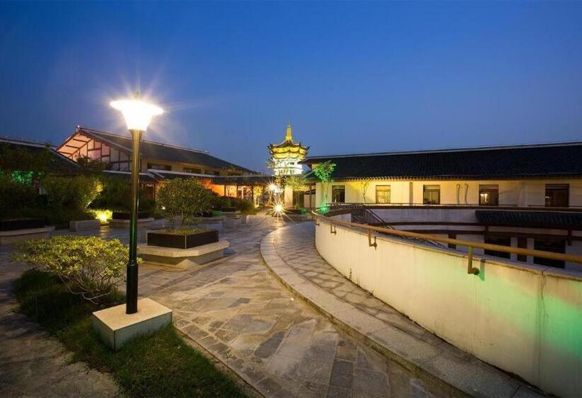 Zmax Hotel·longhushan Xiaoyaocheng