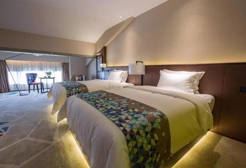 Zmax Hotel·longhushan Xiaoyaocheng