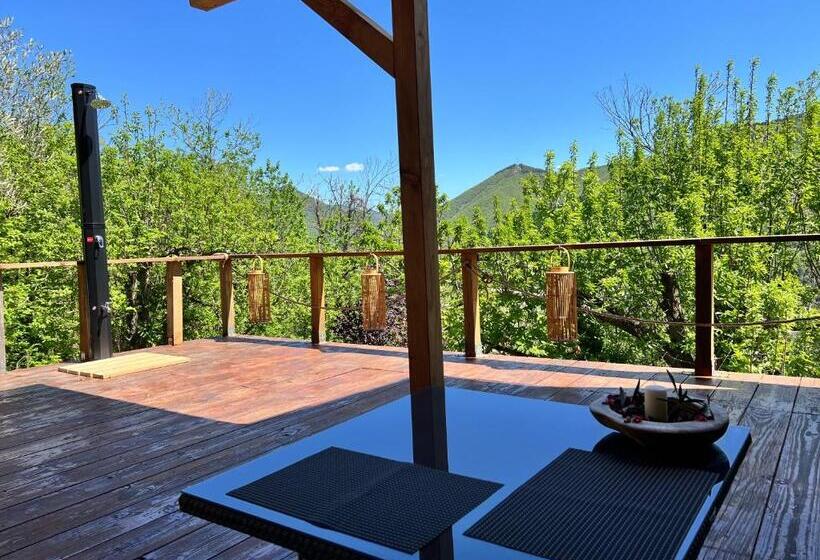 ベッドアンドブレックファースト Les Magnels