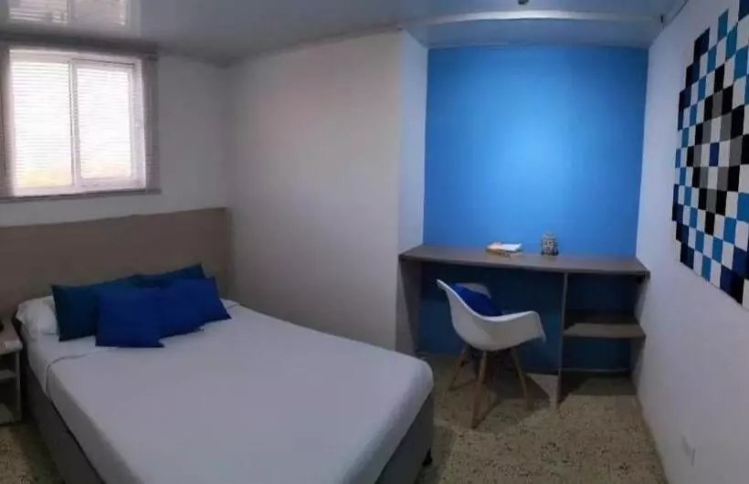 Aamiaismajoitus (B&B) Zivá Hostal