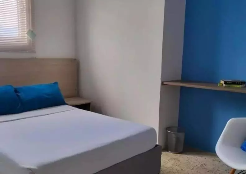 Aamiaismajoitus (B&B) Zivá Hostal