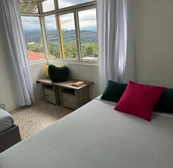 Bed & Breakfast Zivá Hostal