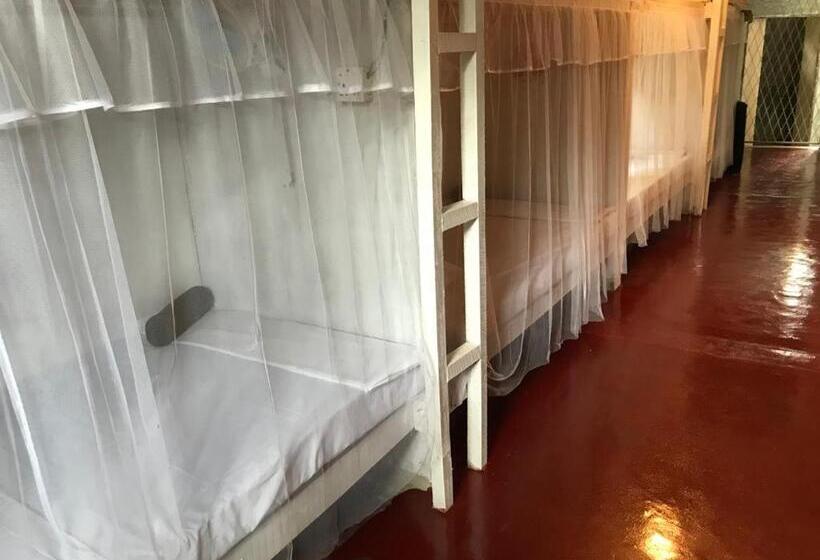 Hostel Aurora Weligama