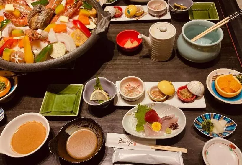 Hotelli おんせん民宿望海