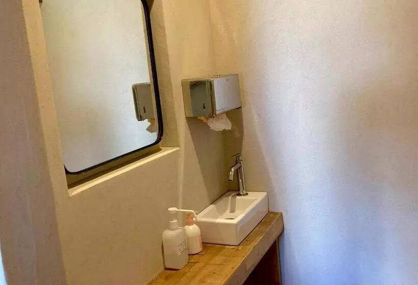 Hotelli おんせん民宿望海