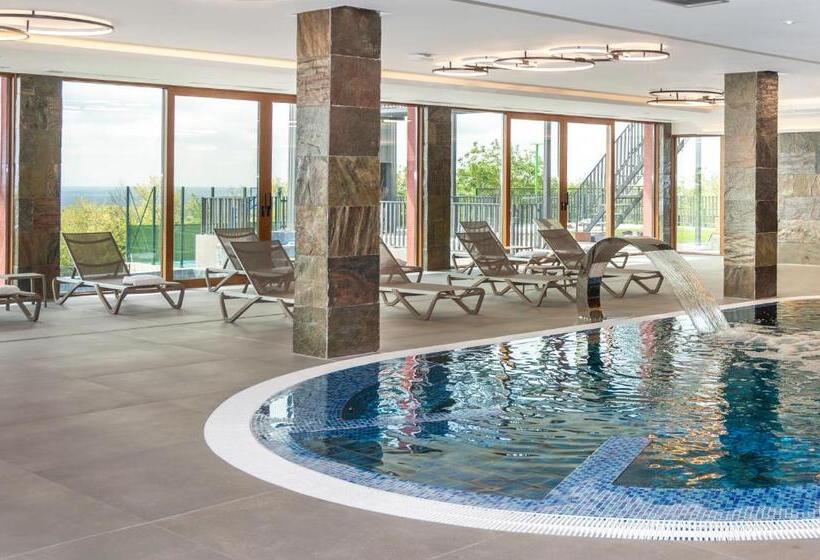 هتل Dve Kule Resort & Winery