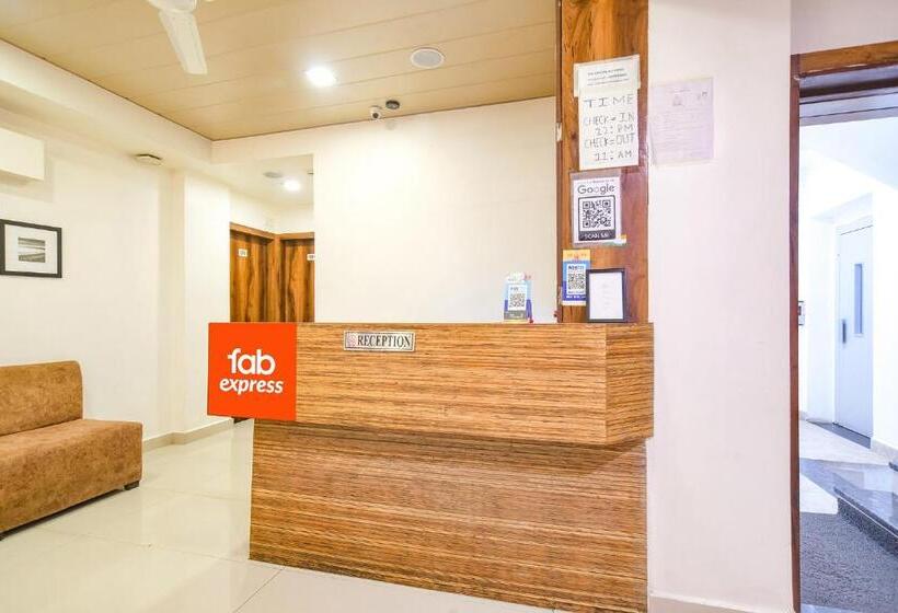 酒店 Fabexpress The King Palace