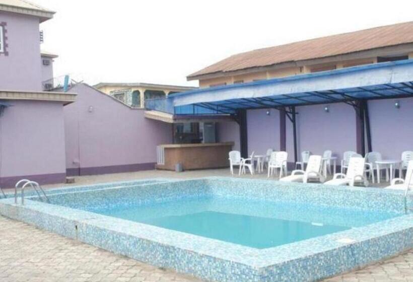 هتل Indices Suites And Gardens