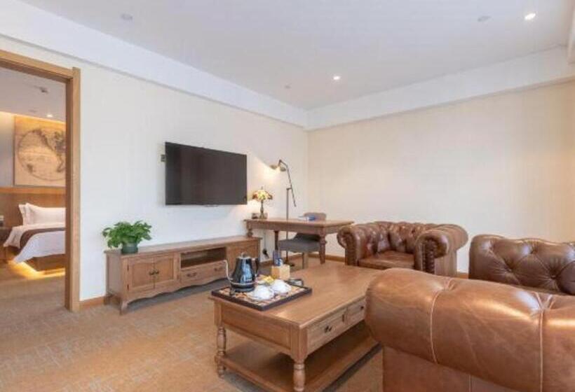 Отель James Joyce Coffetel Shijiazhuang Century Park Shiji Huamao