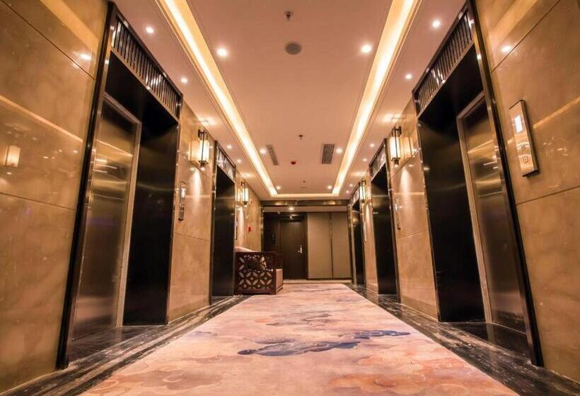 Hotel New Beacon Chuyu