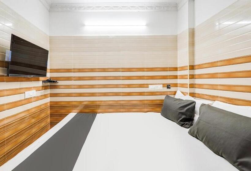 Super Hotel O Sharmila Guest House