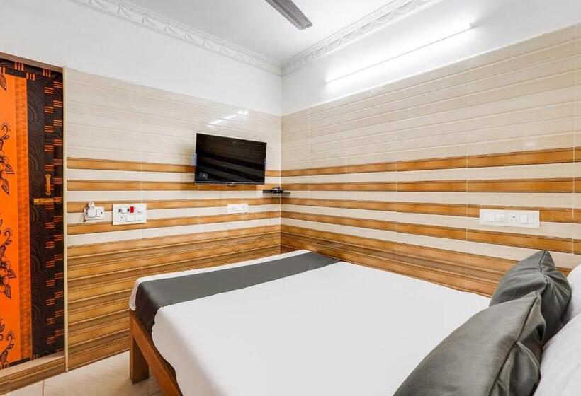 Super Hotel O Sharmila Guest House