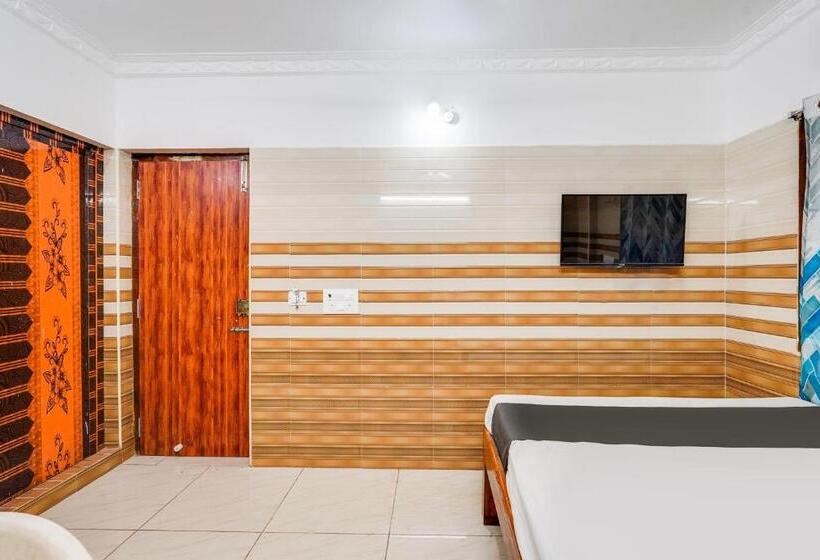 Super Hotel O Sharmila Guest House