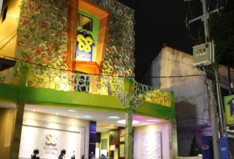 Hotel S 8 Suardana