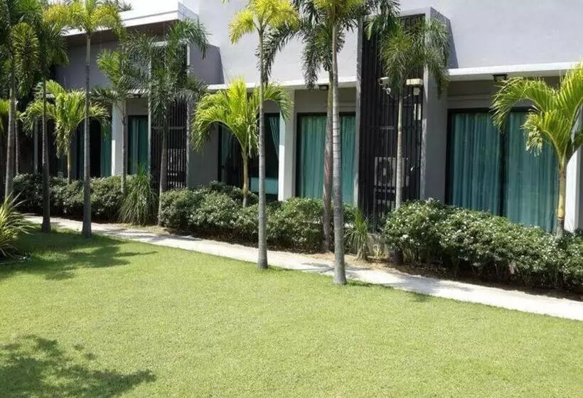 Hotelli Sritrakul Place