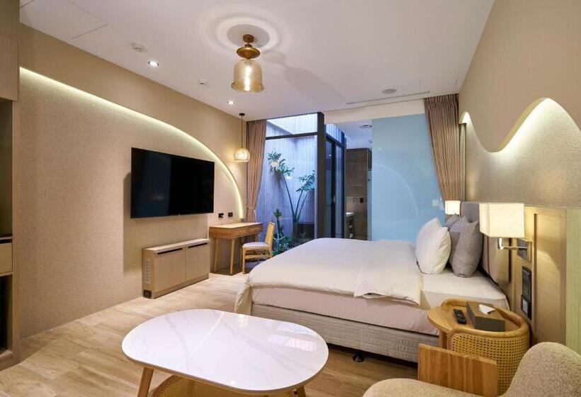 مُتل 和陽行館 Villa Bon Moment