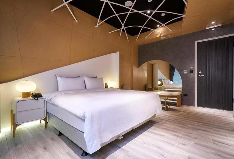 مُتل 和陽行館 Villa Bon Moment