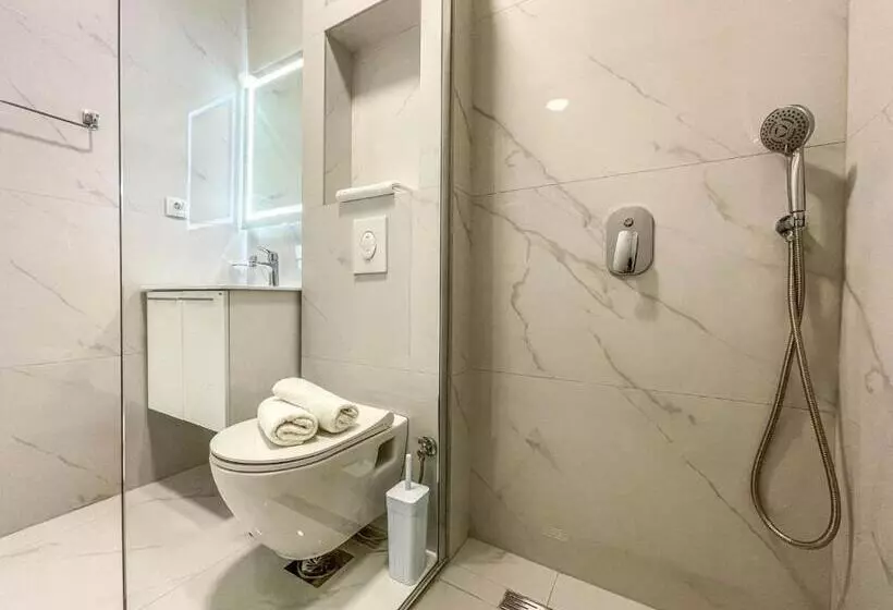 پانسیون Apartments Ali