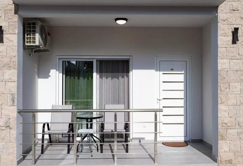 پانسیون Apartments Ali