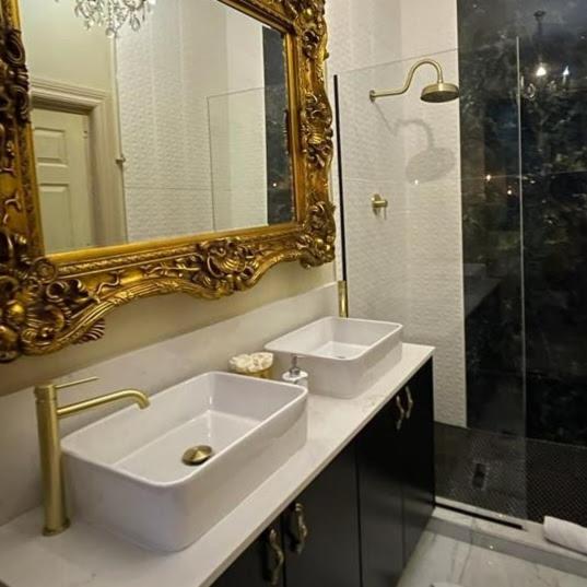 Pension At Kloof Accomodation