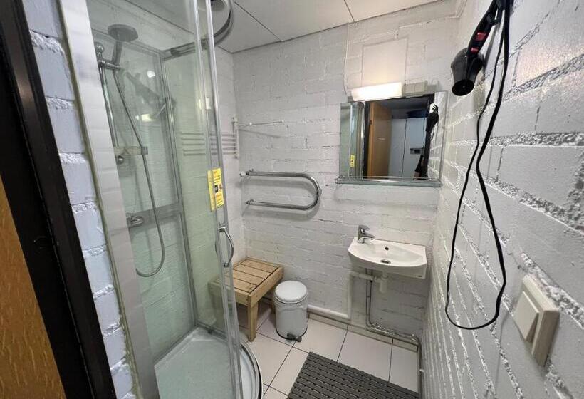 Pensionat Hmi Smart Group 210