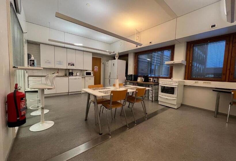 Pensionat Hmi Smart Group 210