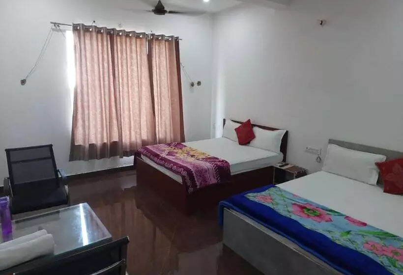 Pension Saritashray Seva Dham