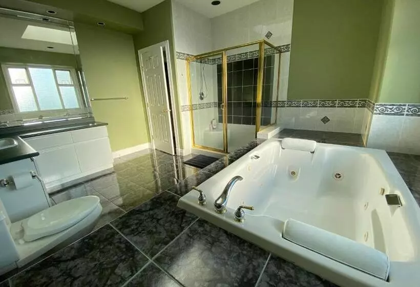 ペンション Vancouver Airport Blueberry Manor