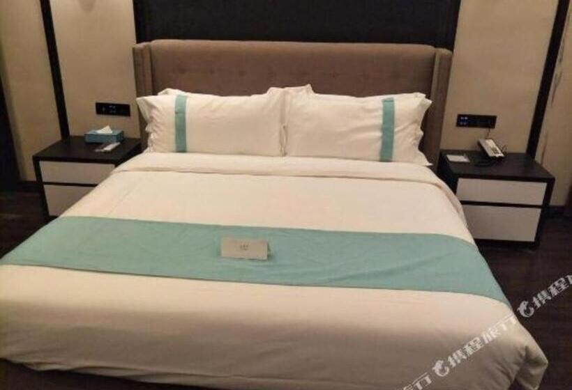 Xana Hotelle Hefei Lujiang Zhouyu Avenue