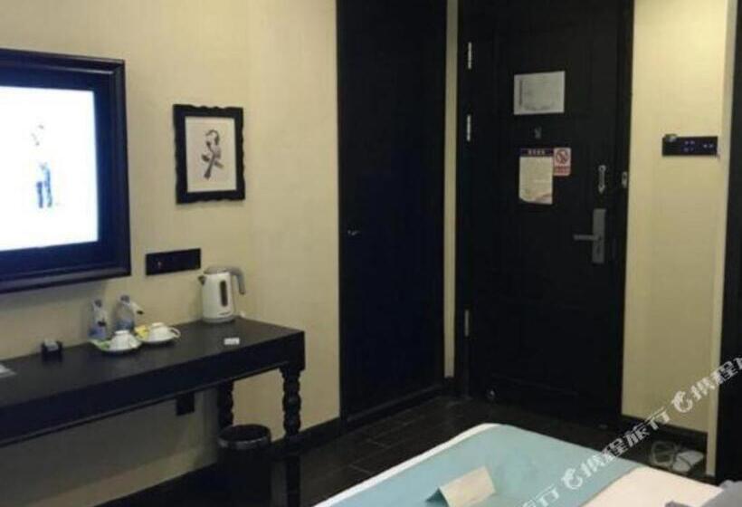 Xana Hotelle Hefei Lujiang Zhouyu Avenue